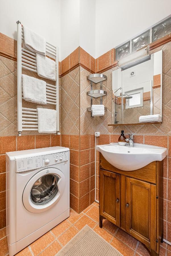 Budapest Then & Now Apartment ภายนอก รูปภาพ